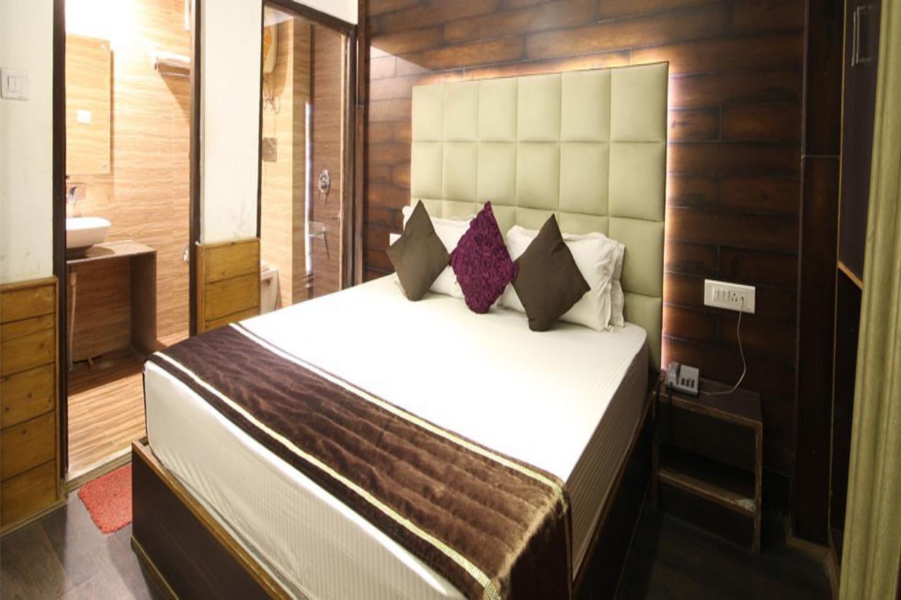 Hotel Sunrise Шимла Экстерьер фото