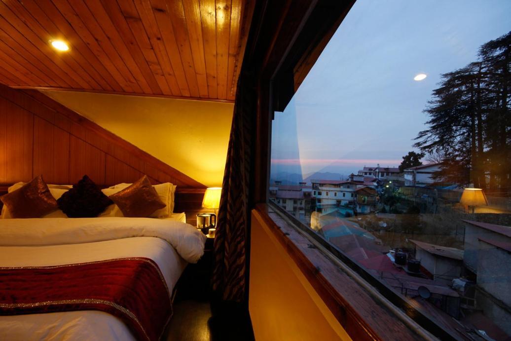 Hotel Sunrise Шимла Экстерьер фото